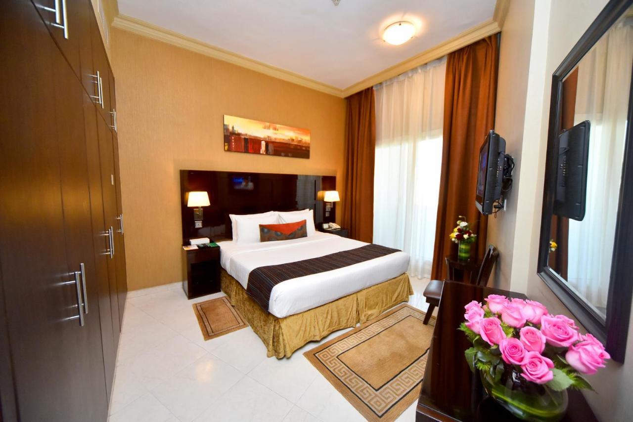 Emirates Stars Hotel Apartments Dubai Bagian luar foto